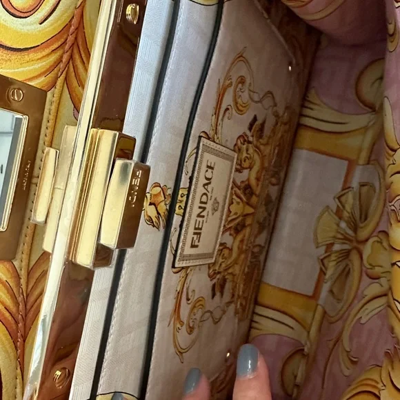 FENDACE PEEKABOO IseeU medium bag - Picture 12 of 16